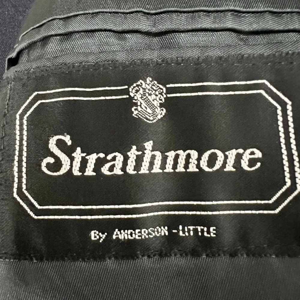 Vintage Strathmore Men Genuine Pure Wool Navy Blue Gold Buttons Classic Blazer